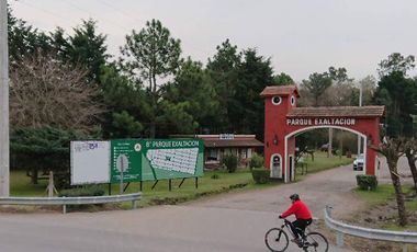 Casa en venta - 4 Dormitorios 2 Baños - Exaltación de la Cruz