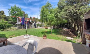 Casa en venta - 3 Dormitorios 3 Baños - Cochera - 600Mts2 - Villa Parque Sicardi, La Plata