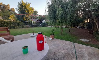 Casa en venta - 3 Dormitorios 3 Baños - Cochera - 600Mts2 - Villa Parque Sicardi, La Plata