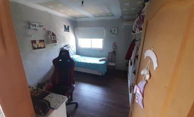 Casa en venta - 3 Dormitorios 3 Baños - Cochera - 600Mts2 - Villa Parque Sicardi, La Plata