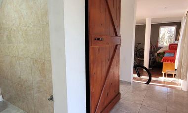 Casa en venta - 3 Dormitorios 3 Baños - Cochera - 600Mts2 - Villa Parque Sicardi, La Plata