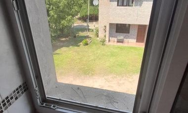 Casa en venta - 3 Dormitorios 3 Baños - Cochera - 600Mts2 - Villa Parque Sicardi, La Plata