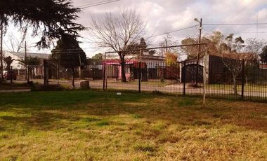 Casa en venta - 2 Dormitorios 1 Baño - Cochera - 1230Mts2 - Monte Grande