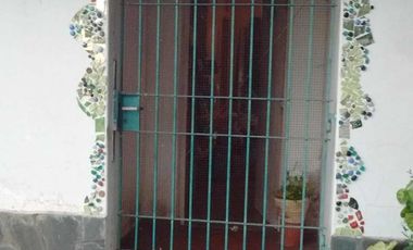 Casa en venta - 2 Dormitorios 1 Baño - Cochera - 1230Mts2 - Monte Grande