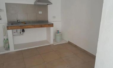 PH en venta - 2 Dormitorios 1 Baño - Sarandí