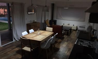 Casa en venta - 2 Dormitorios 2 Baños - Cochera - 375Mts2 - Playa Los Lobos, General Pueyrredón