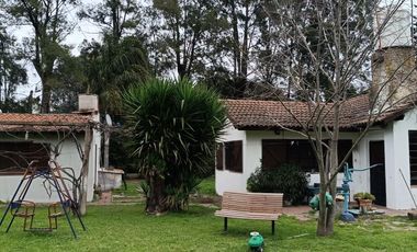 Quinta en venta - 3 Dormitorios 5 Baños - Cocheras - 1868Mts2 - La Fraternidad, General Rodríguez