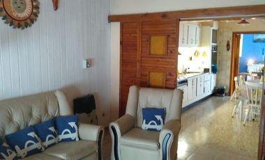 Casa en PH al Frente 3 dorm Cochera para 2 autos. L. de Zamora.