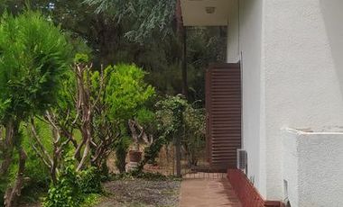 Casa en venta - 4 Dormitorios 4 Baños 2 Cocheras - 480Mts2 - Santa Teresita