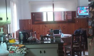 Casa en venta - 4 Dormitorios 4 Baños 2 Cocheras - 480Mts2 - Santa Teresita