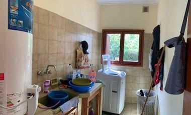 Casa en venta - 4 Dormitorios 4 Baños 2 Cocheras - 480Mts2 - Santa Teresita