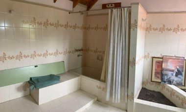 Casa en venta - 4 Dormitorios 4 Baños 2 Cocheras - 480Mts2 - Santa Teresita