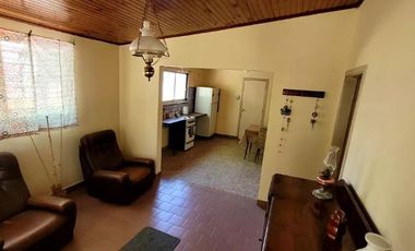 Casa en venta - 2 Dormitorios 1 Baño - Cochera - 600Mts2 - General Paz