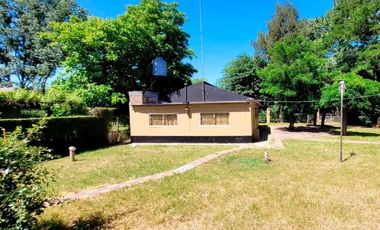 Casa en venta - 2 Dormitorios 1 Baño - Cochera - 600Mts2 - General Paz