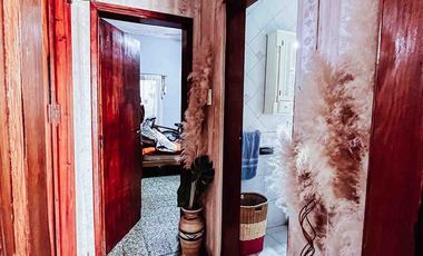 Casa en venta - 2 Dormitorios 1 Baño - Cocheras - 420Mts2 - Berisso