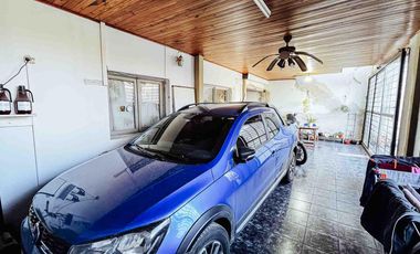 Casa en venta - 2 Dormitorios 1 Baño - Cocheras - 420Mts2 - Berisso