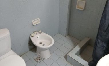 Casa Quinta en venta - 4 Dormitorios 2 Baños - 1.100Mts2 - El Pato, Berazategui