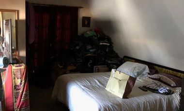 Casa en venta - 3 Dormitorios 2 Baños - Cochera - 450Mts2 - Plátanos, Berazategui