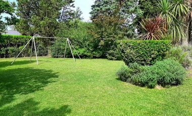 Casa en venta - 5 Dormitorios 4 Baños - 1.400mts2 - Bosques, Florencio Varela