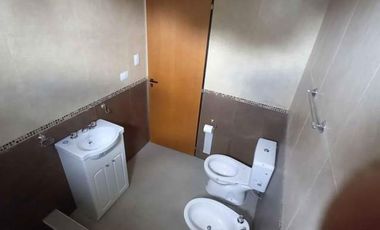 Departamento en venta - 1 Dormitorio 1 Baño - Cochera - 68Mts2 - Luis Guillón, Esteban Echeverria