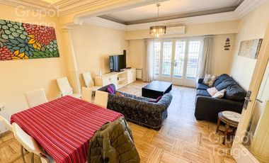 Venta CASA seis ambientes Villa Urquiza Balcón Terraza Frente Quincho Apto Crédito