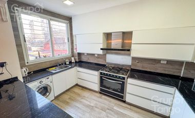 Venta CASA seis ambientes Villa Urquiza Balcón Terraza Frente Quincho Apto Crédito