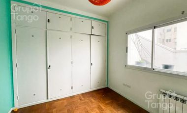 Venta CASA seis ambientes Villa Urquiza Balcón Terraza Frente Quincho Apto Crédito