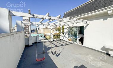 Venta CASA seis ambientes Villa Urquiza Balcón Terraza Frente Quincho Apto Crédito