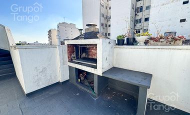 Venta CASA seis ambientes Villa Urquiza Balcón Terraza Frente Quincho Apto Crédito