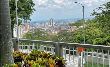 APARTAMENTO EN EL OESTE DE CALI