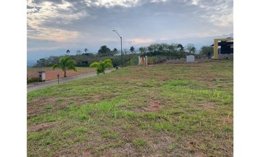 Se vende Lote Campestre Vía Cerritos-La Virginia