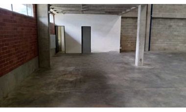 BODEGA EN ARRIENDO EN GIRARDOTA.