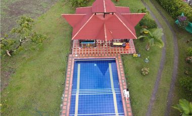 CASA CAMPESTRE PARA LA VENTA UBICADA EN ALCALA-VALLE