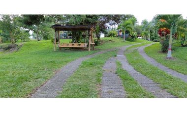 CASA CAMPESTRE PARA LA VENTA UBICADA EN ALCALA-VALLE