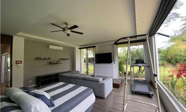 VENTA EXCLUSIVO HOTEL URBANO-RURAL  . rea total: 6.400 m²