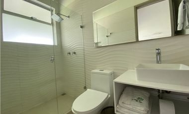 VENTA EXCLUSIVO HOTEL URBANO-RURAL  . rea total: 6.400 m²