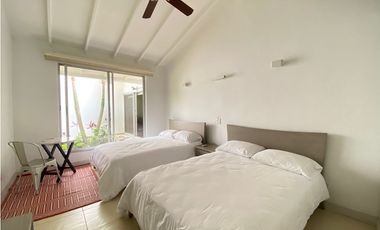 VENTA EXCLUSIVO HOTEL URBANO-RURAL  . rea total: 6.400 m²