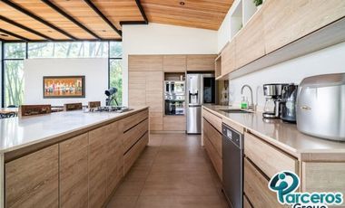 FINCA VACACIONAL DE 4 HABITACIONES, IDEAL PARA 14 PERSONAS, CERRITOS