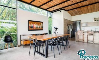 FINCA VACACIONAL DE 4 HABITACIONES, IDEAL PARA 14 PERSONAS, CERRITOS