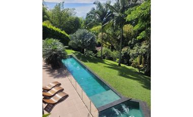 FINCA VACACIONAL DE 4 HABITACIONES, IDEAL PARA 14 PERSONAS, CERRITOS