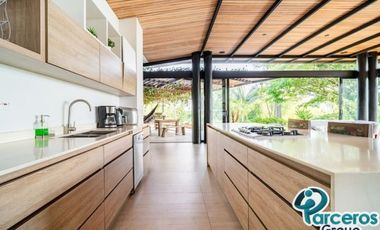 FINCA VACACIONAL DE 4 HABITACIONES, IDEAL PARA 14 PERSONAS, CERRITOS