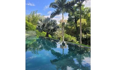 FINCA VACACIONAL DE 4 HABITACIONES, IDEAL PARA 14 PERSONAS, CERRITOS