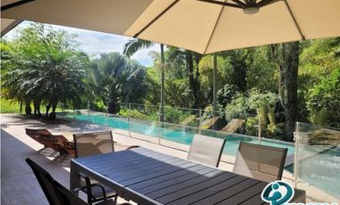 FINCA VACACIONAL DE 4 HABITACIONES, IDEAL PARA 14 PERSONAS, CERRITOS