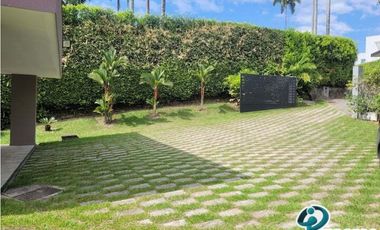 FINCA VACACIONAL DE 4 HABITACIONES, IDEAL PARA 14 PERSONAS, CERRITOS