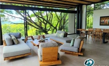 FINCA VACACIONAL DE 4 HABITACIONES, IDEAL PARA 14 PERSONAS, CERRITOS