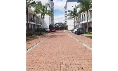 SE VENDE CASA CERCA A CONFENALCO - FUSAGASUGA