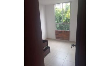 SE ARRIENDA ESPECTACULAR APARTAMENTO EN MONTE VERDI/GIRON