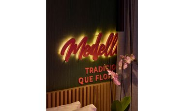 Venta suite hotel calle Flora Parque Llera Medellin