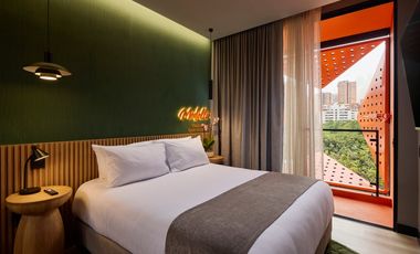 Venta suite hotel calle Flora Parque Llera Medellin