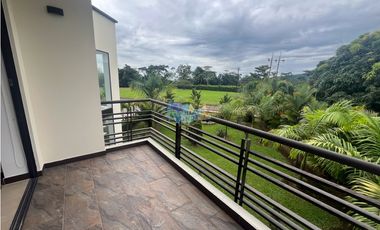 En Venta Casa campestre en Condominio Casa de Campo – Restrepo